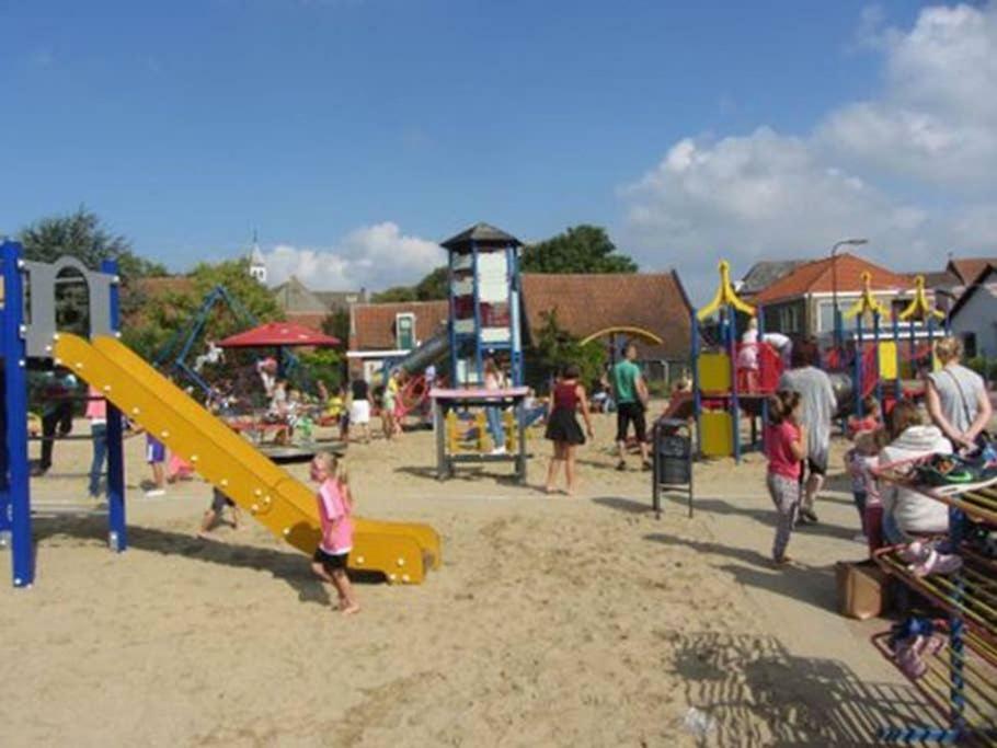 De Corner Van Zeeland Met Jacuzzi Синт Аналанд Екстериор снимка